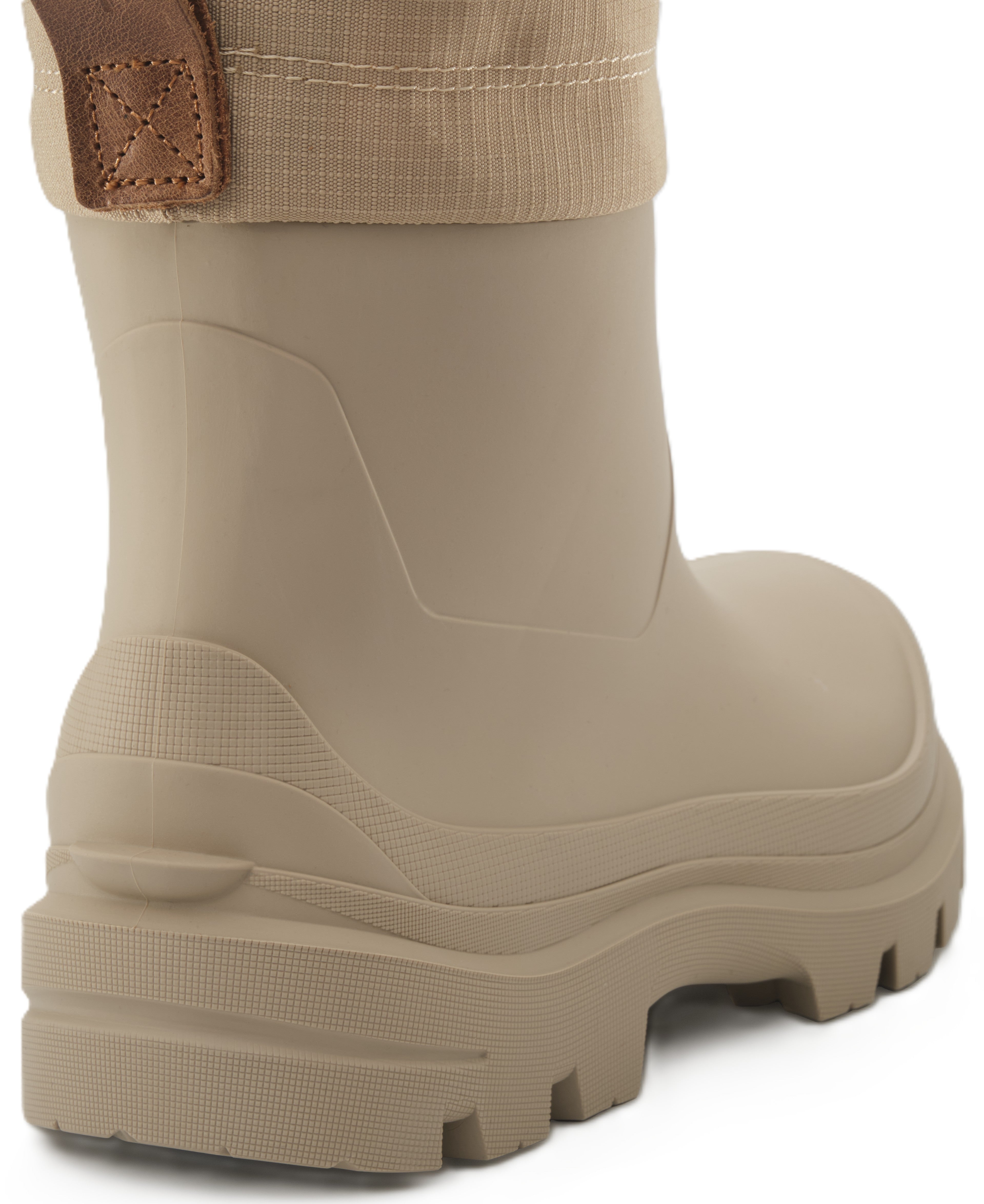 TUNDRA MID B22104G