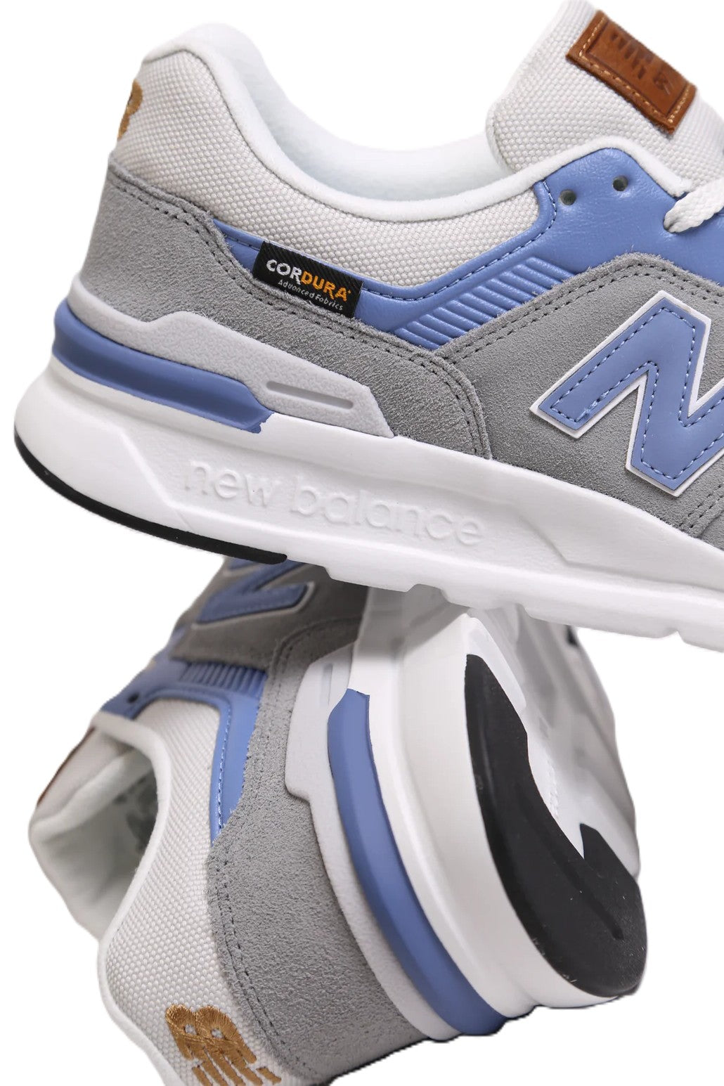 M997H590
