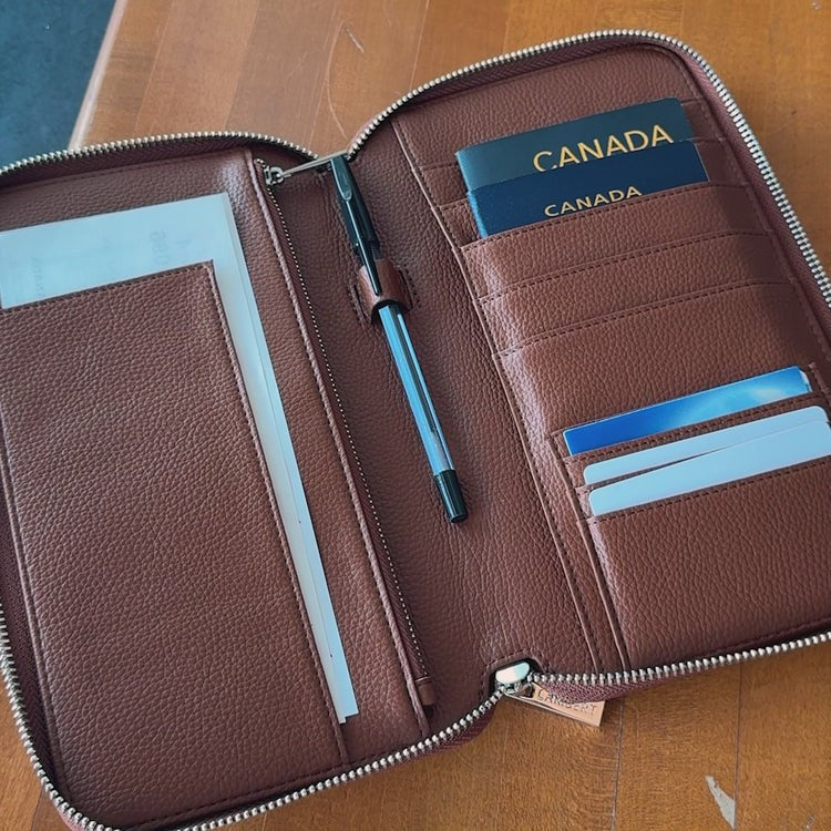 INES NOIR PORTE PASSEPORT